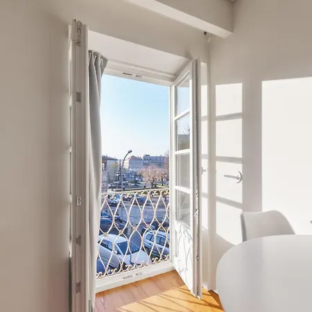 Refugio Muralha By Se * ブラガ