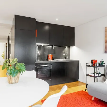 Refugio Muralha By Se * ブラガ